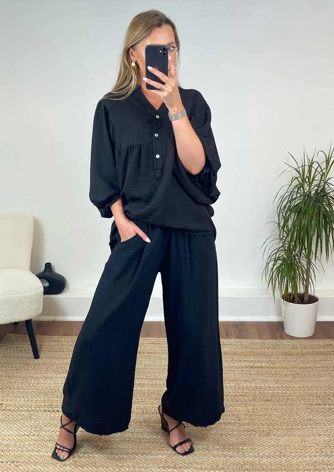 Zita Wide Leg Pants in Black