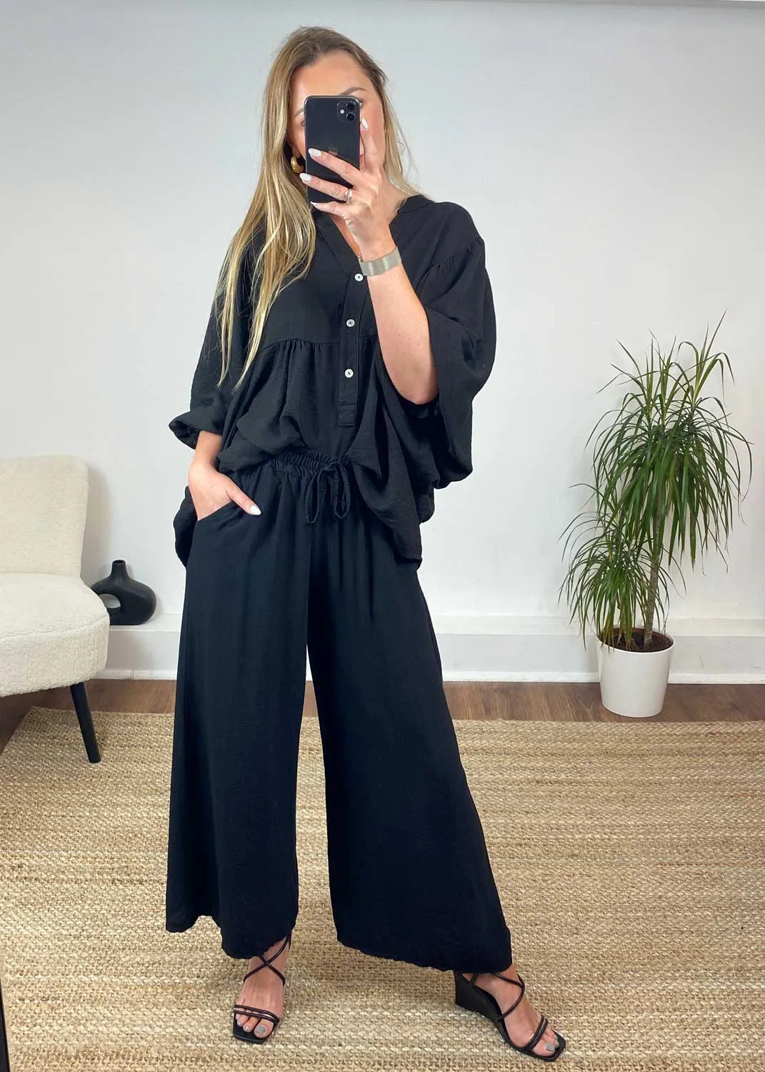 Zita Wide Leg Pants in Black